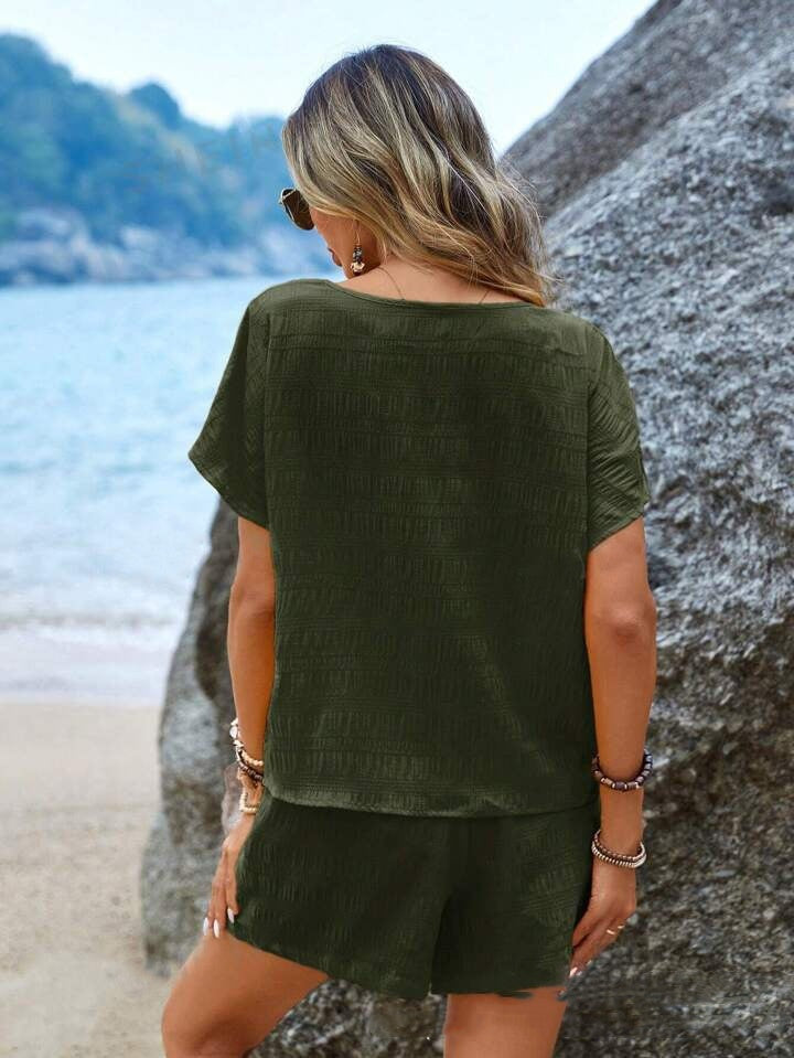 Casual And Comfortable Solid Color Round Neck Short Sleeves Shorts Suit