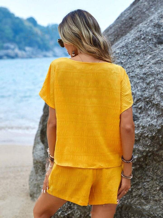 Casual And Comfortable Solid Color Round Neck Short Sleeves Shorts Suit